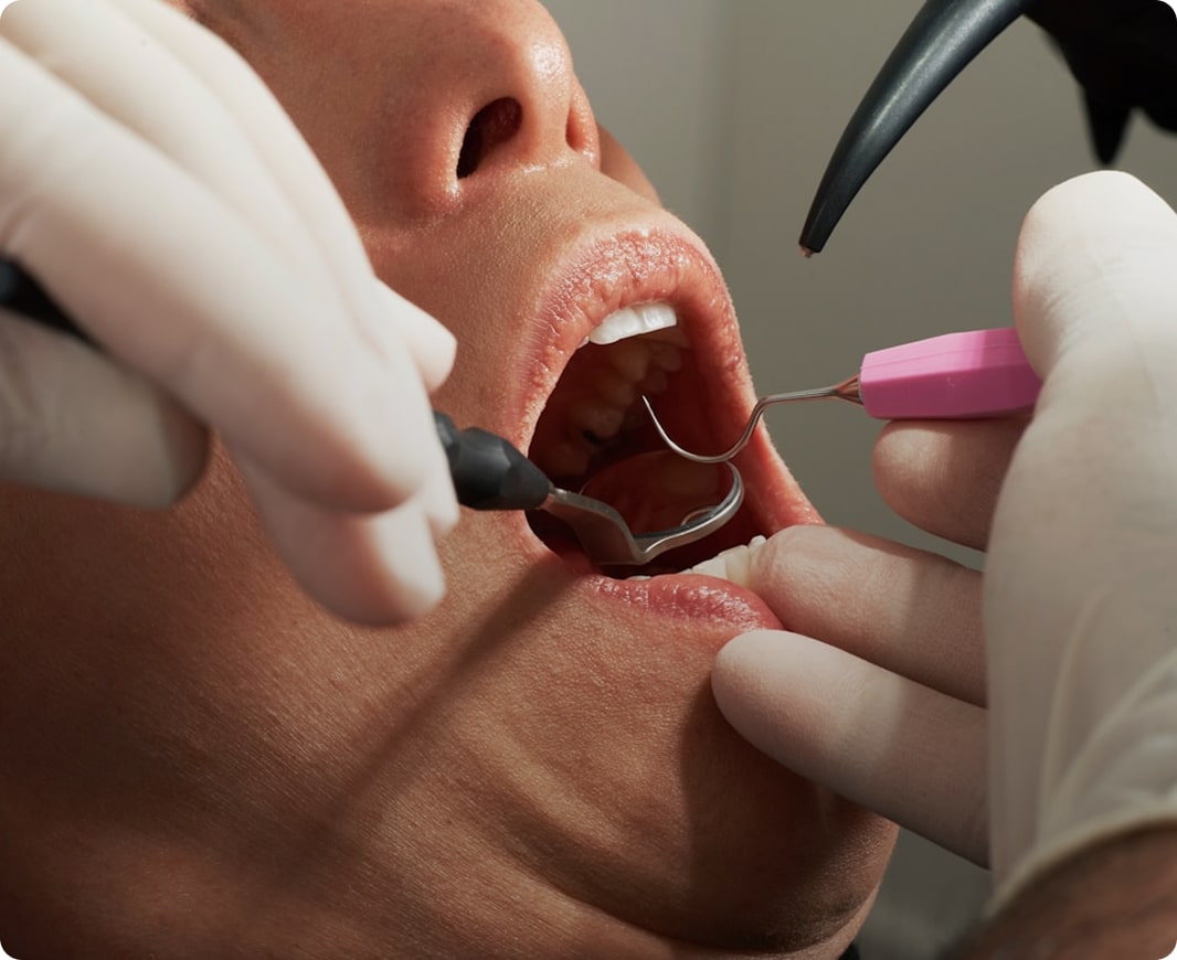 Gloss & Floss Dental